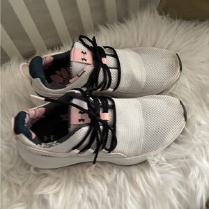 Under Armour Charged Breathe FN White Sz 7.5